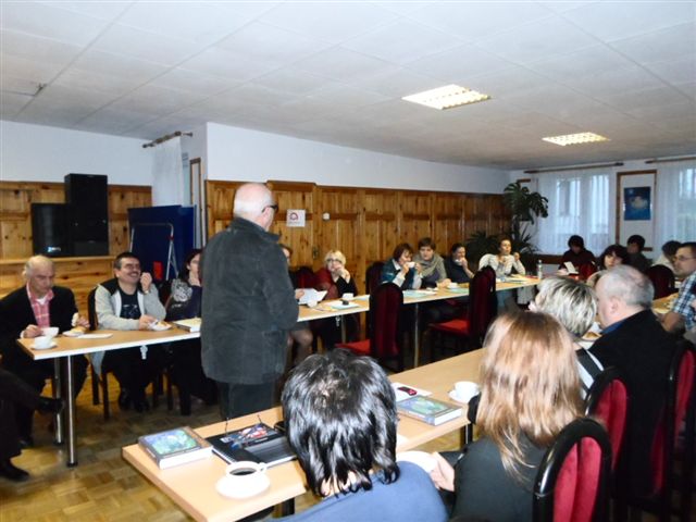 Mały człowiek w wielkim świecie. Szkolny przewodnik po edukacji globalnej